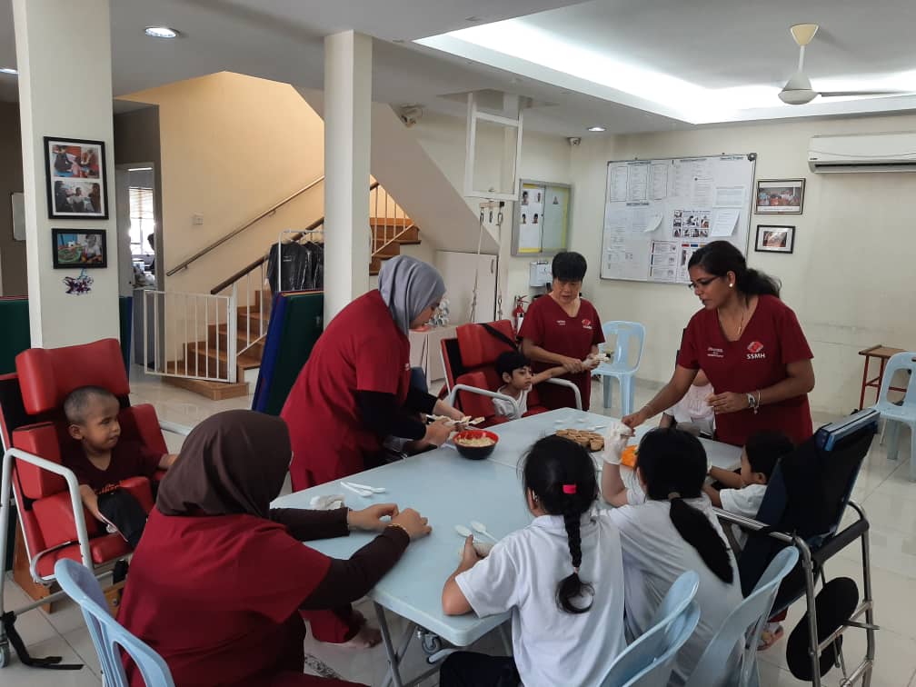 ssmh - Making Cupcakes (1)